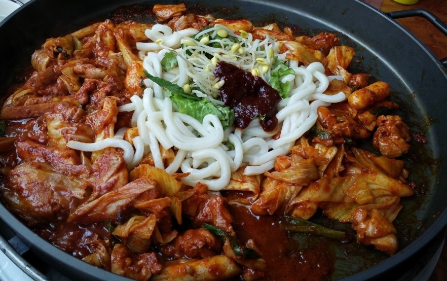 동탄 명품닭갈비막국수 매장 이미지