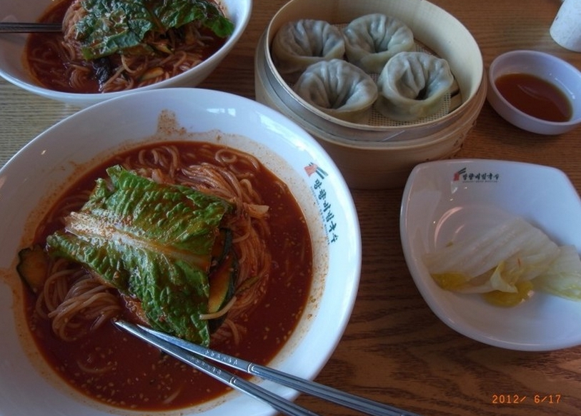 망향비빔국수 매장 이미지