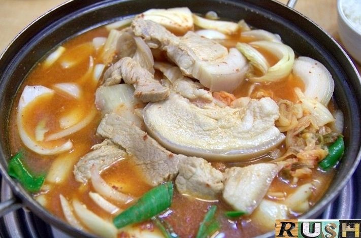 돼지집 매장 이미지
