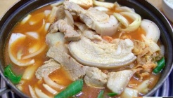 돼지집 매장 이미지