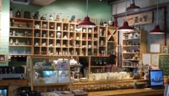 준과랑 매장 이미지