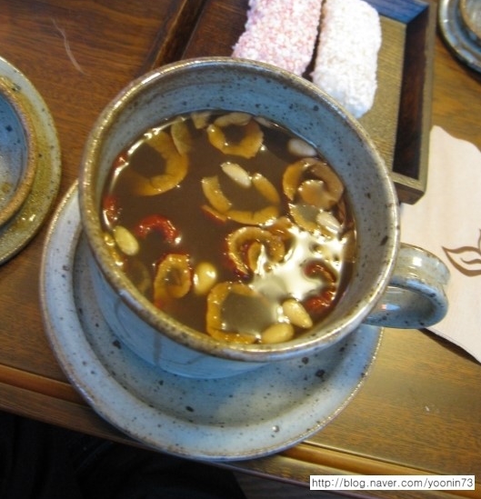 뜰엔  매장 이미지