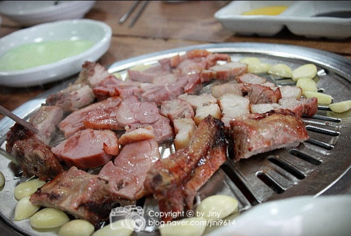 외갓집참나무직화구이 매장 이미지