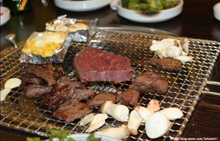 명품한우 매장 이미지
