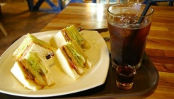 카페나무 매장 이미지