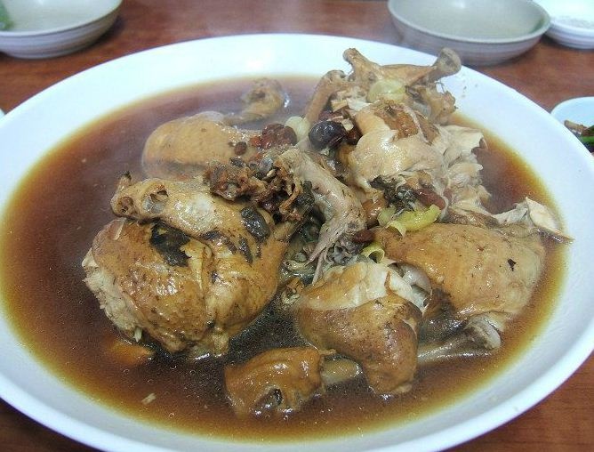 연일옻닭식당 매장 이미지