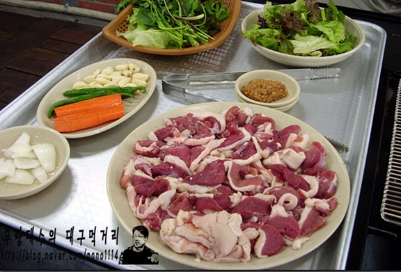  하늘천따지 매장 이미지