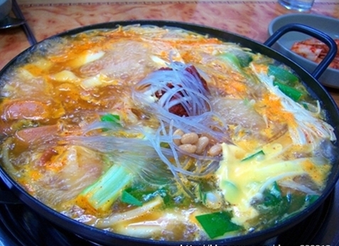 왔다감자탕부대찌개 매장 이미지