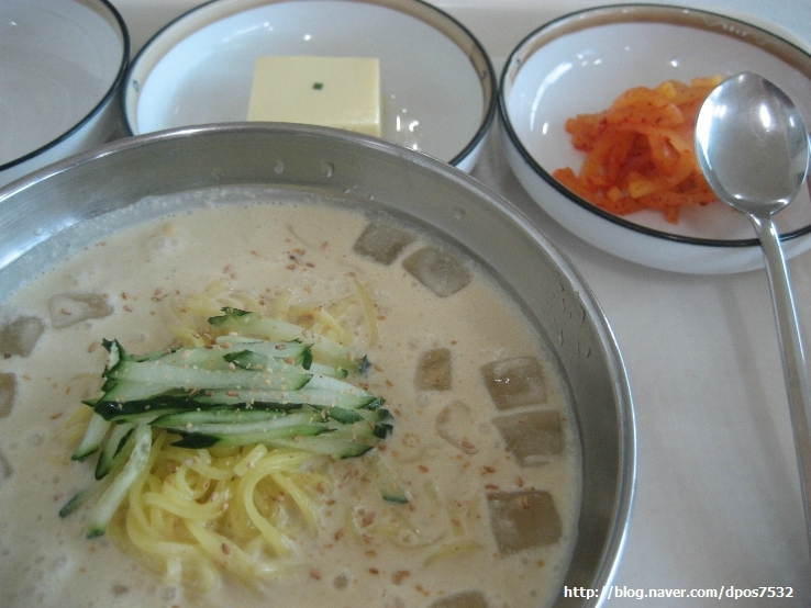 밀마을손칼국수 매장 이미지