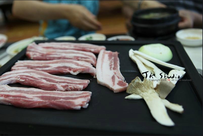 한우랑돼지랑보성녹돈 매장 이미지