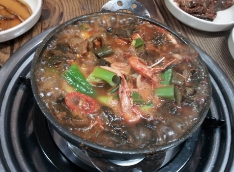 얼큰이덜큰이 매장 이미지