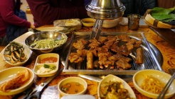 홍가네연탄불에빠진돼지 매장 이미지