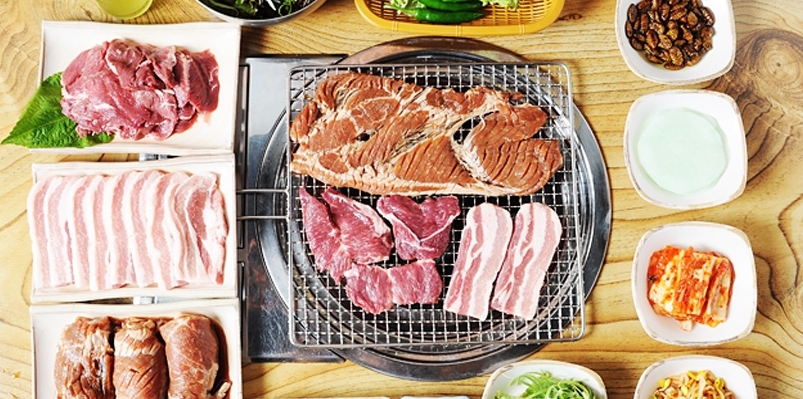 황금돈돼지 매장 이미지