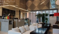 카페 디 오디너리  매장 이미지