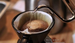 루소랩 청담 매장 이미지