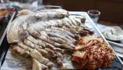 보물촌꺼먹돼지 매장 이미지