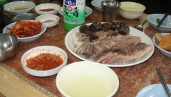 돼지할머니네 매장 이미지