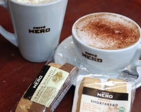 Caffe Nero 카페네로 매장 이미지