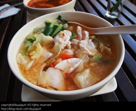 Pum Restaurant 매장 이미지