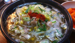 먹고을전주콩나물국밥 매장 이미지