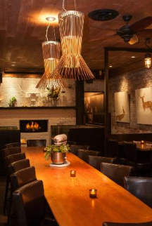 The Oakwood Canadian Bistro 매장 이미지