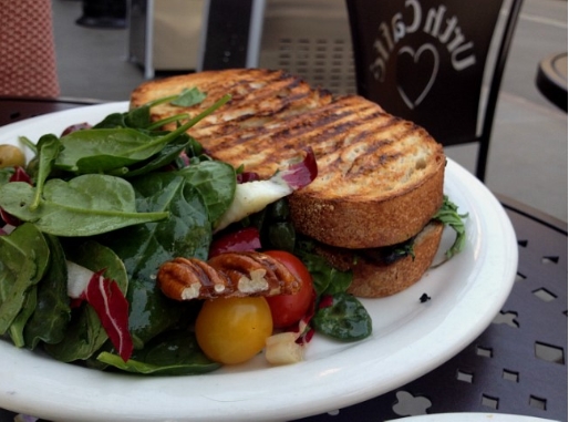 Urth Cafe (얼스 카페) 매장 이미지