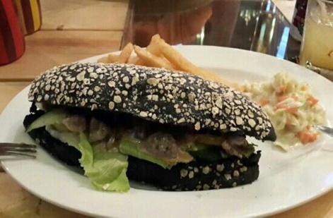 Hot Rod Sausage House and Beer Garden  매장 이미지