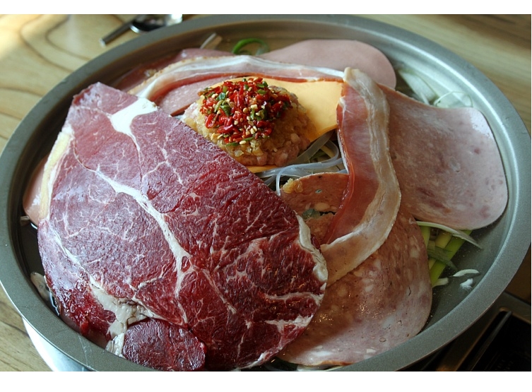 장금수부대찌개 매장 이미지