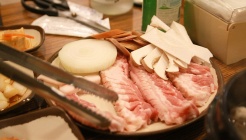 불타는복돼지 매장 이미지