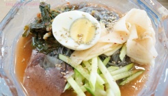 발해진천육면 매장 이미지