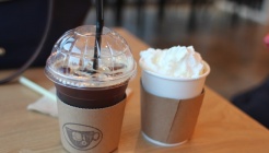 카페 멍 매장 이미지