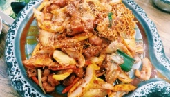 통돼지 두루치기&김치찌개 전문점 매장 이미지