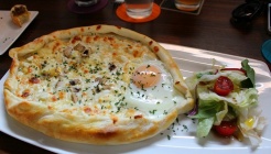 장농속 매장 이미지