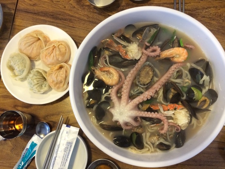 풍성식당 매장 이미지