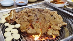 육품참숯화로구이 매장 이미지