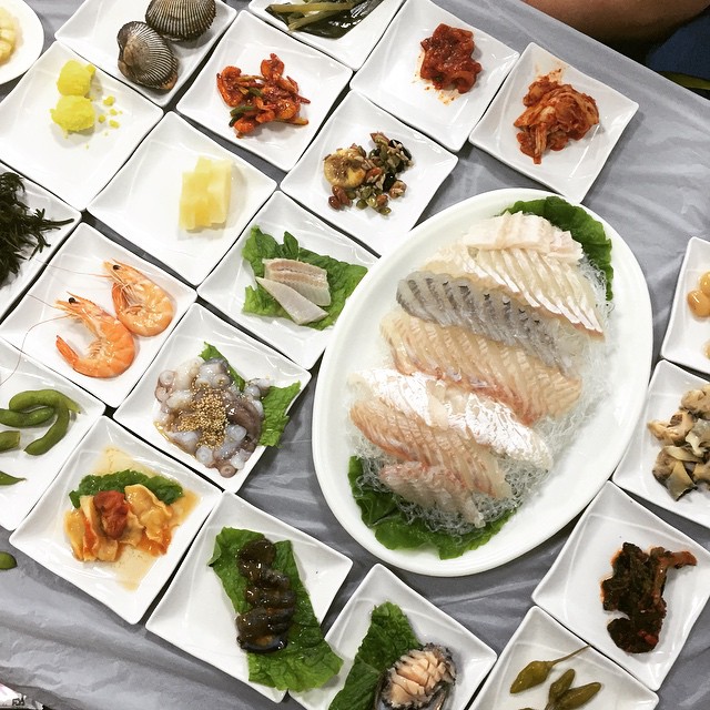 녹동횟집 매장 이미지