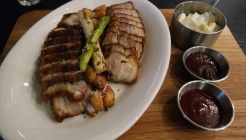 토스앤턴 매장 이미지