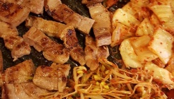 강남꿀돼지 매장 이미지