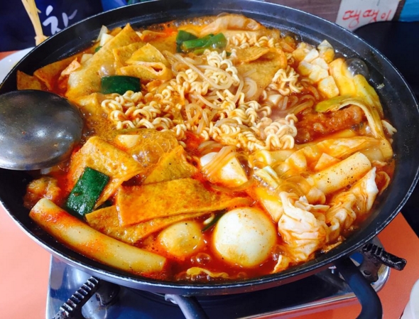 도라무통즉석떡볶이 매장 이미지
