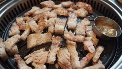 명승 숯불돼지갈비 매장 이미지