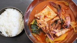 황성얼큰오징어찌개 매장 이미지
