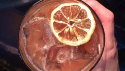 몽키숄더 매장 이미지