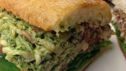 더 반 매장 이미지