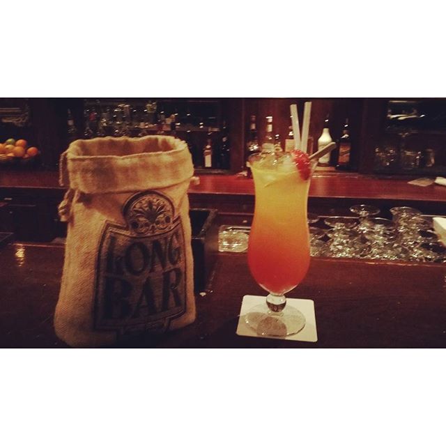 Raffles Hotel LONG BAR(롱바) 매장 이미지