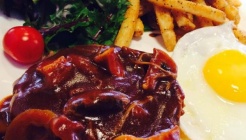 메이비 매장 이미지