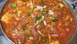 엄마손부대찌개 매장 이미지