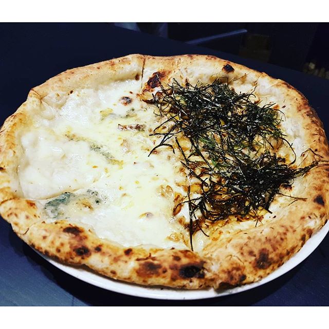 Pizza 4Ps 피자 포 피스 매장 이미지