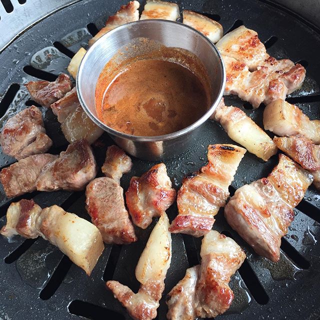 서귀포흑돼지명가 매장 이미지
