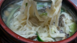 초가집손칼국수 매장 이미지