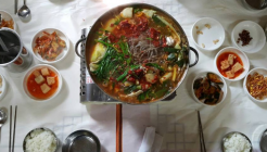 손중헌원조 논메기매운탕 매장 이미지